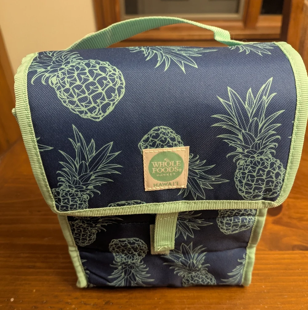 🍍Whole Foods/Tag Aloha Hawaii Insulated Foldable LunchBag Nwt Pineapple Print